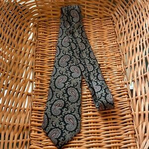 Men’s Tie Givenchy Monsieur Paisley Design Imported Silk From Italy